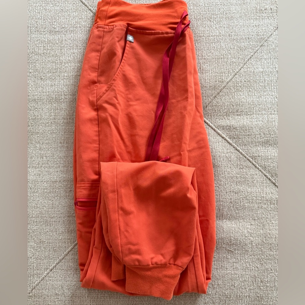 High Waisted Small Coral FIGS Joggers